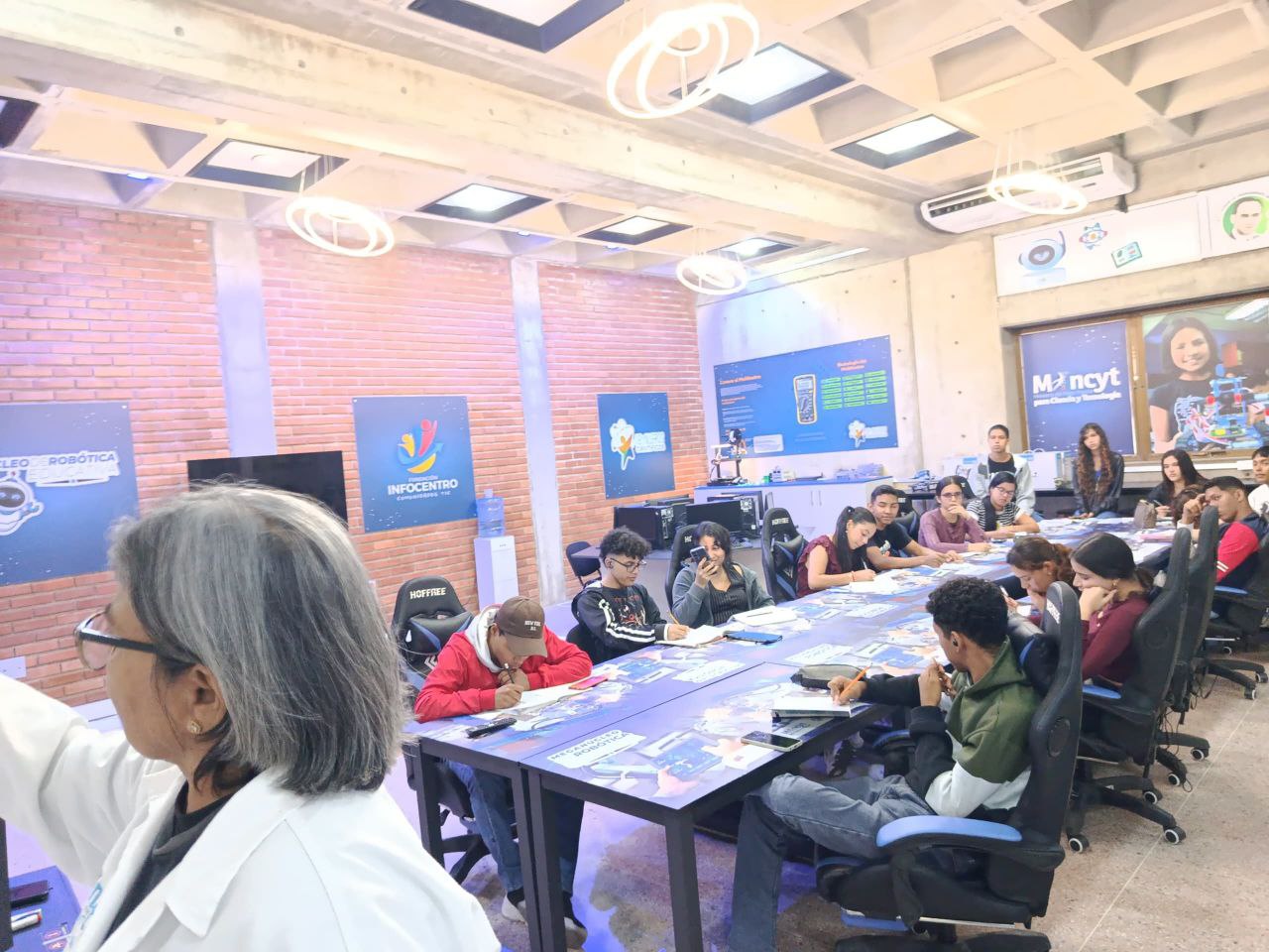 Centro Didáctico de Yaracuy dictó clases especializadas de Astrométrica y Matemáticas 